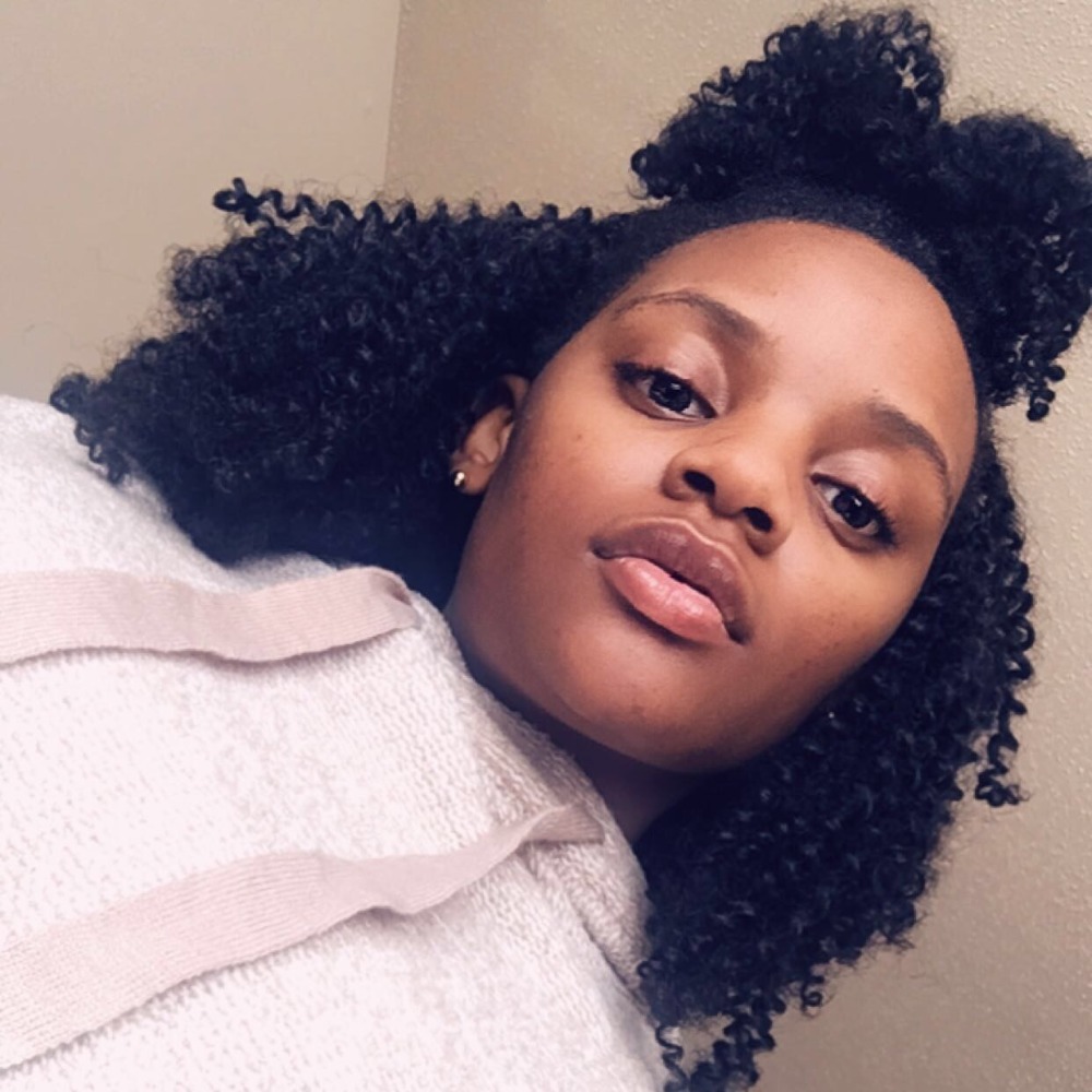 Meet your Posher, Robyn